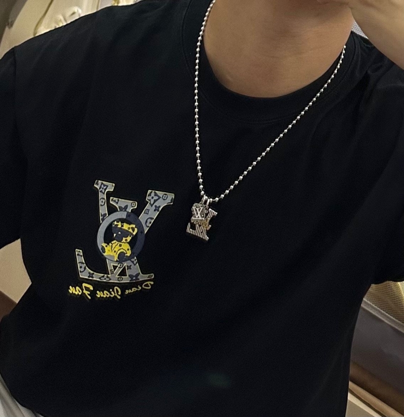 LV Necklaces